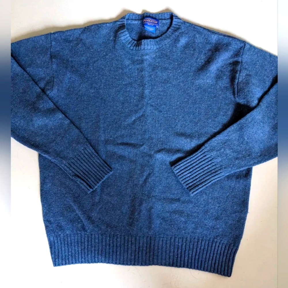 PENDLETON Crew Neck Sweater. M's size XL.
